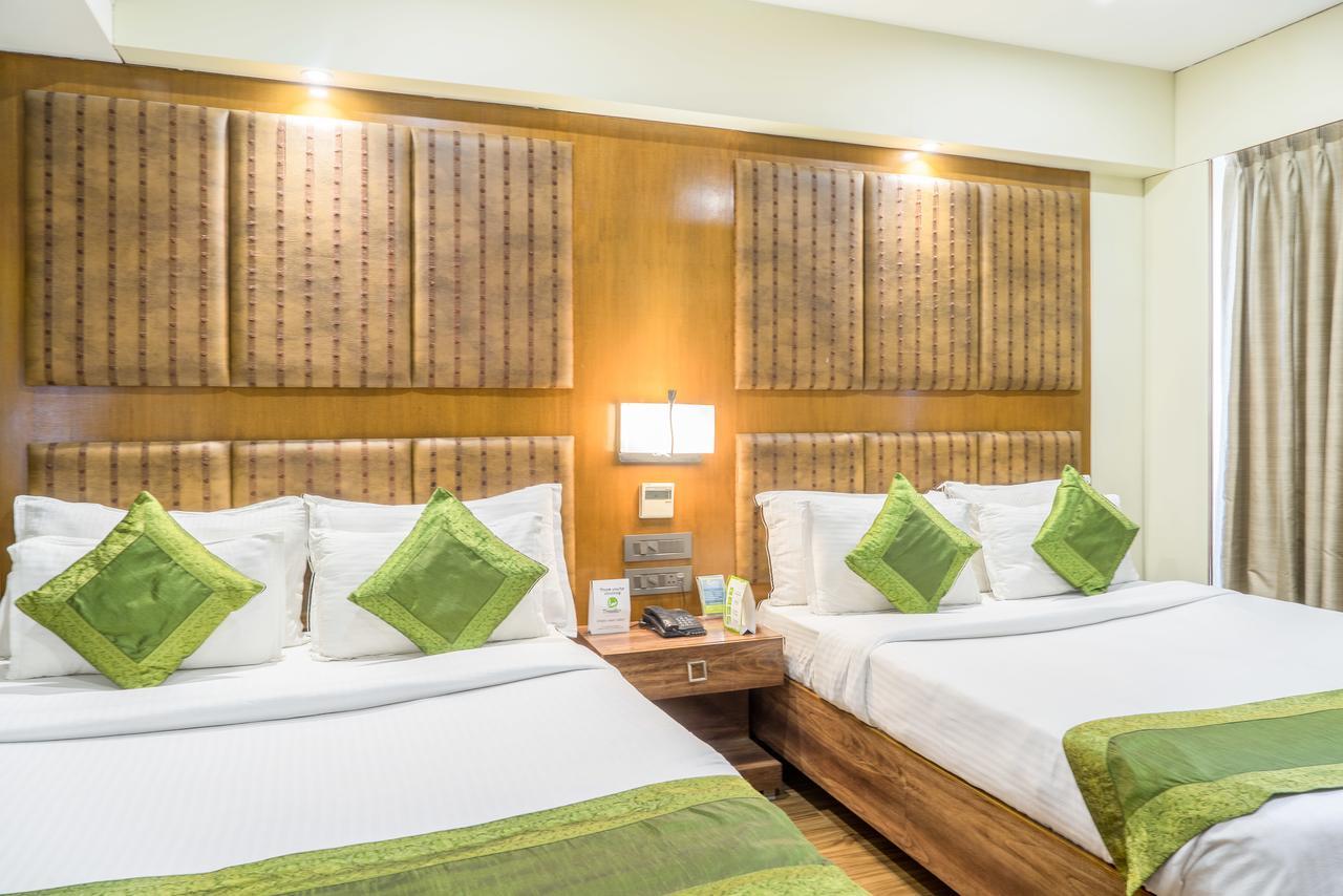 Super Inn Armoise Hotel Ahmedabad Buitenkant foto